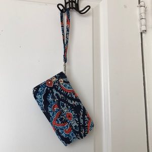 Vera Bradley Smartphone wristlet